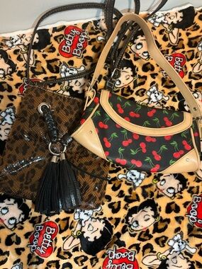 Retro Purse bundle, cherry 🍒 and cheetah 🐆 print bags